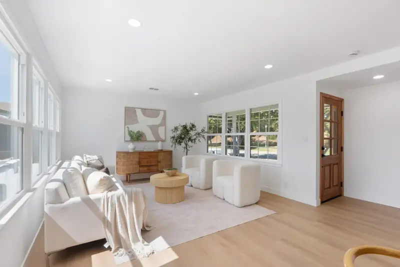 Living room toward the entry